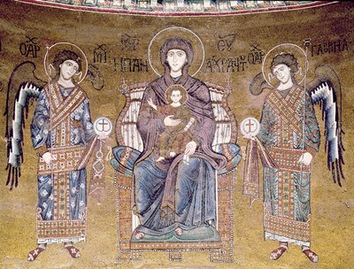 De Maagd en het Kind op de troon tussen twee engelen, uit de apsis (mozaïek) door Byzantine School